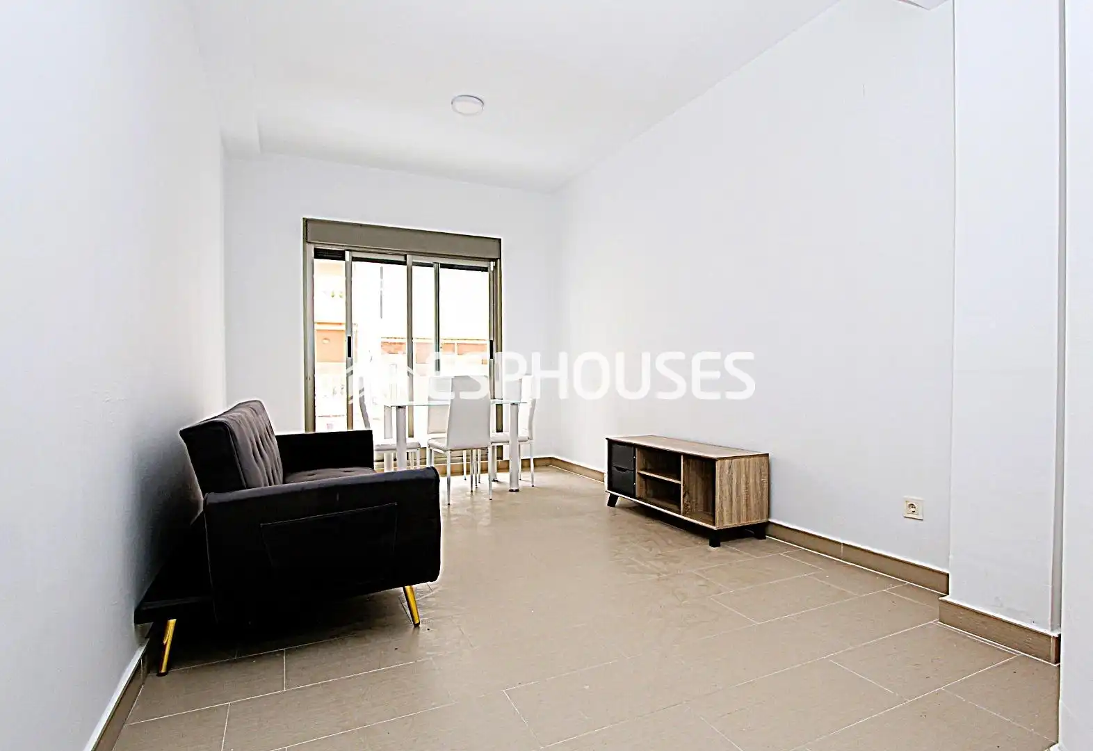 Apartament amb terrassa en venda a Pueblo, imagen 4