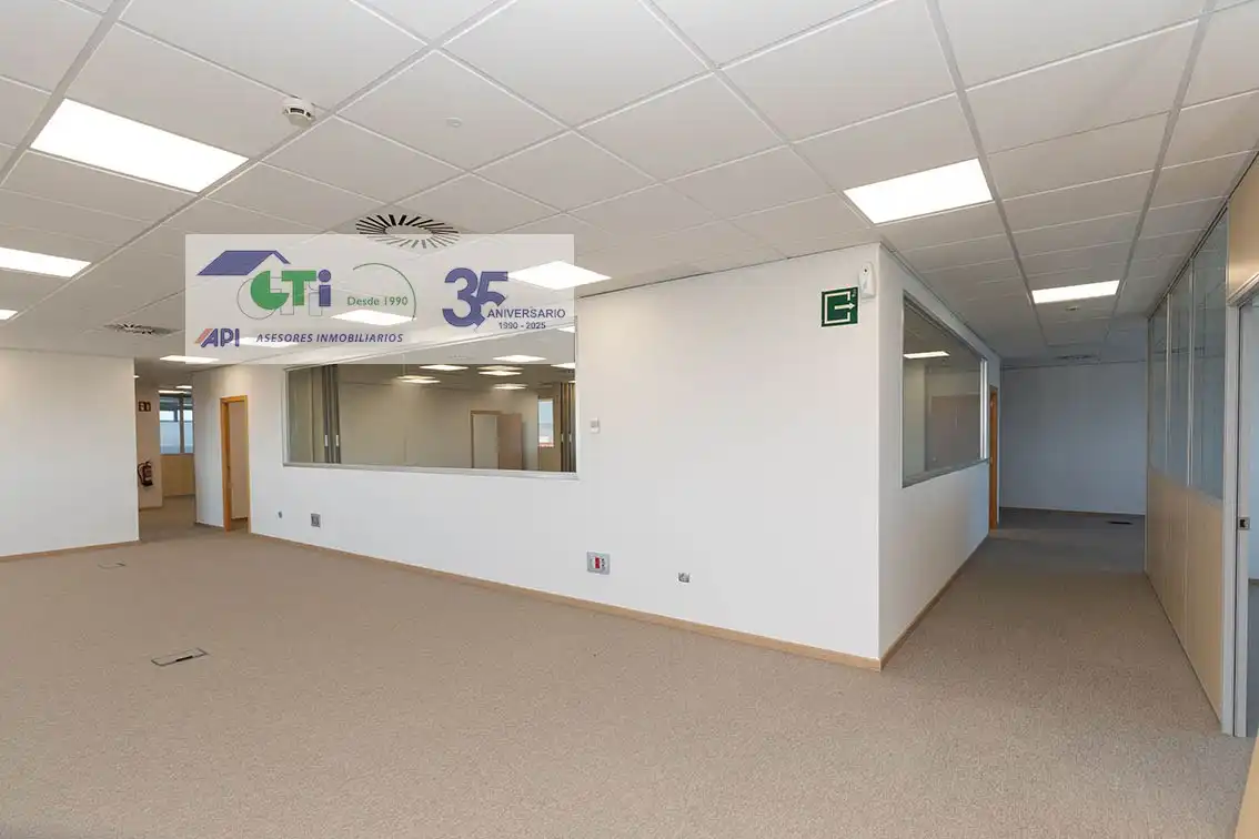 Office space to rent in C/Bari, imagen 30