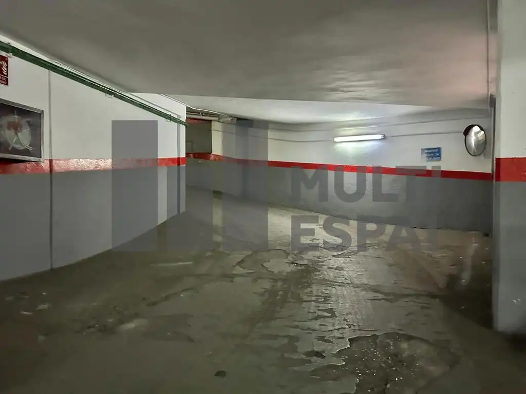 Einzelparkplatz mit Aufzug zum Verkauf in Carrer de Balmes, imagen 9
