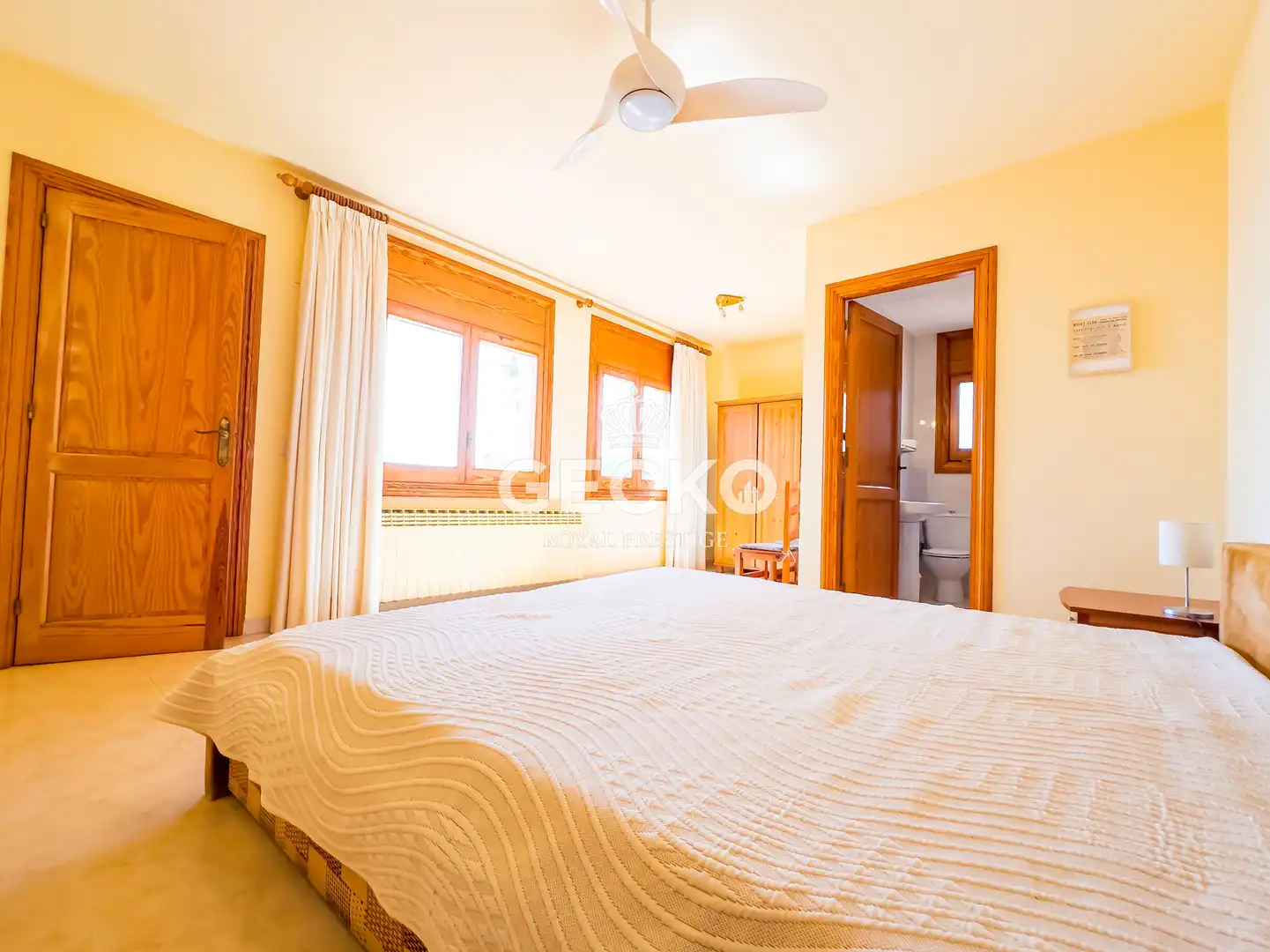 Dormitori de Casa o xalet en venda en Lloret de Mar amb Calefacció, Jardí privat i Terrassa