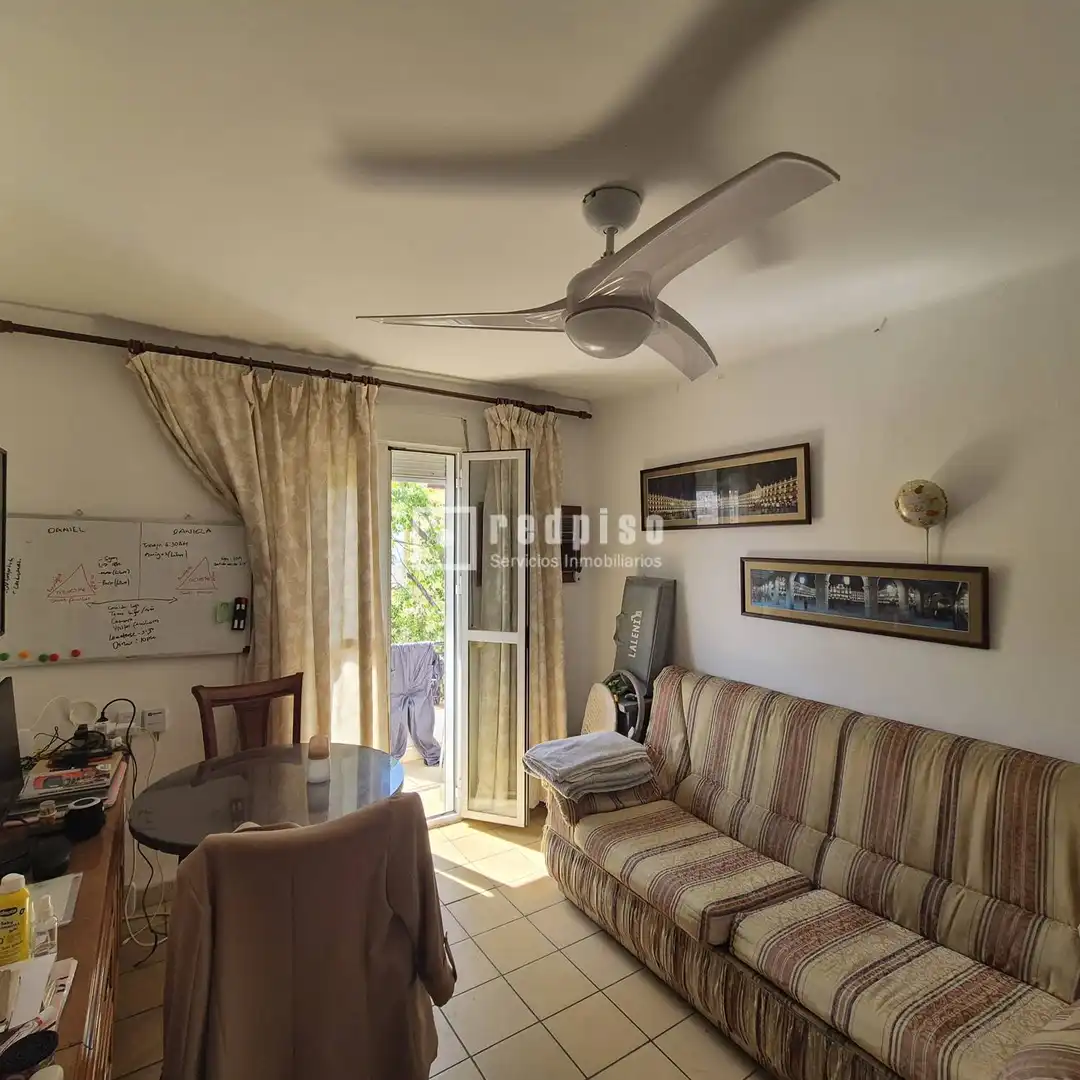Living room of Flat for sale in Sevilla  with Air Conditioner and Terrace