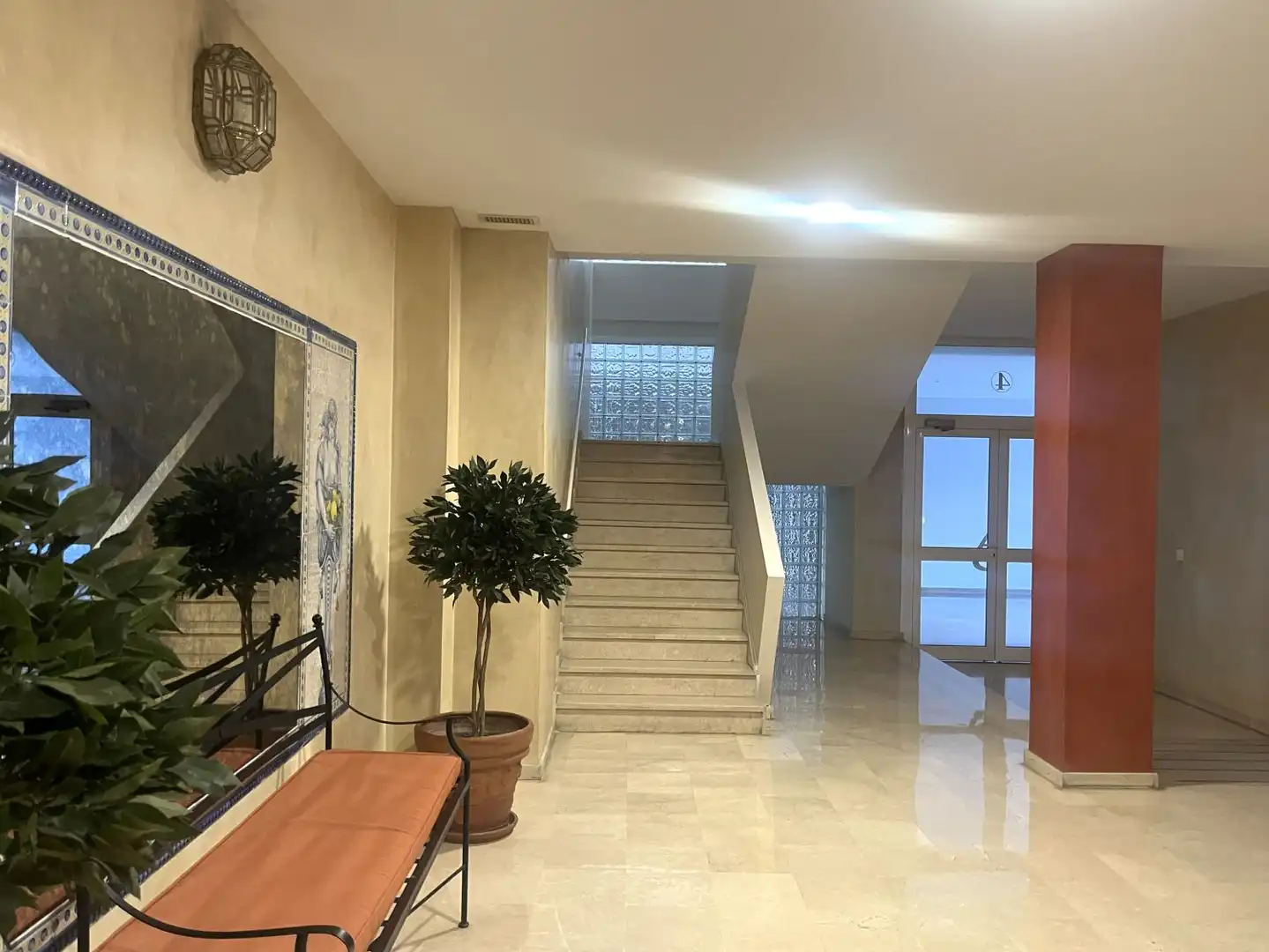 Wohnung zur Miete in Sevilla mit Klimaanlage und Heizung
