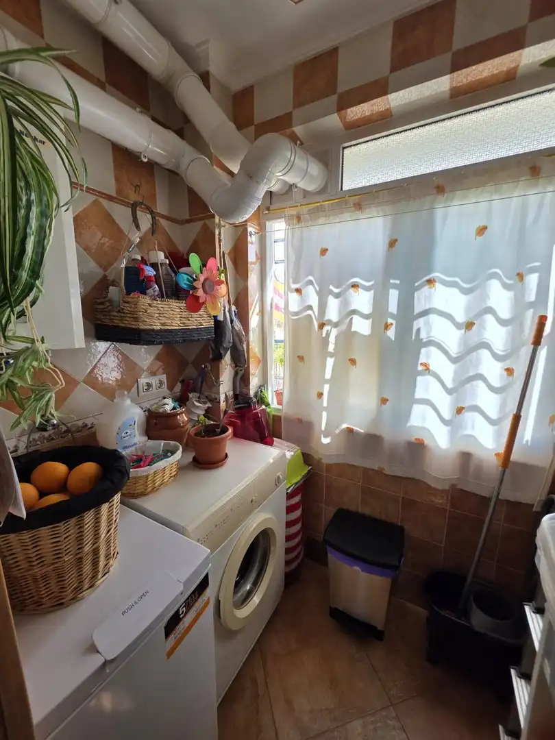 Baño de Piso en venta en Carmona con Aire acondicionado