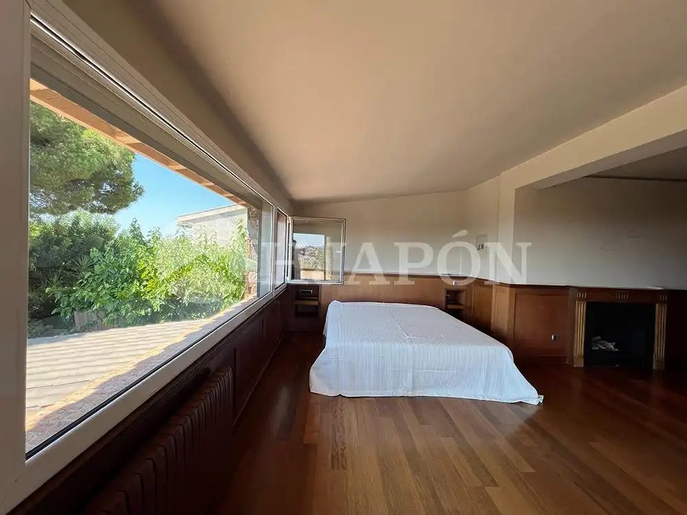 Habitación de Casa o chalet en venta en Alella con Aire acondicionado, Calefacción y Jardín privado