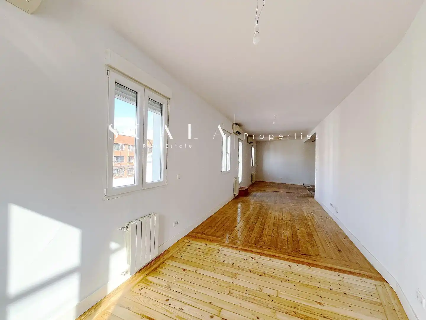 Living room of Attic for sale in Madrid  with Air Conditioner, Heating and Terrace