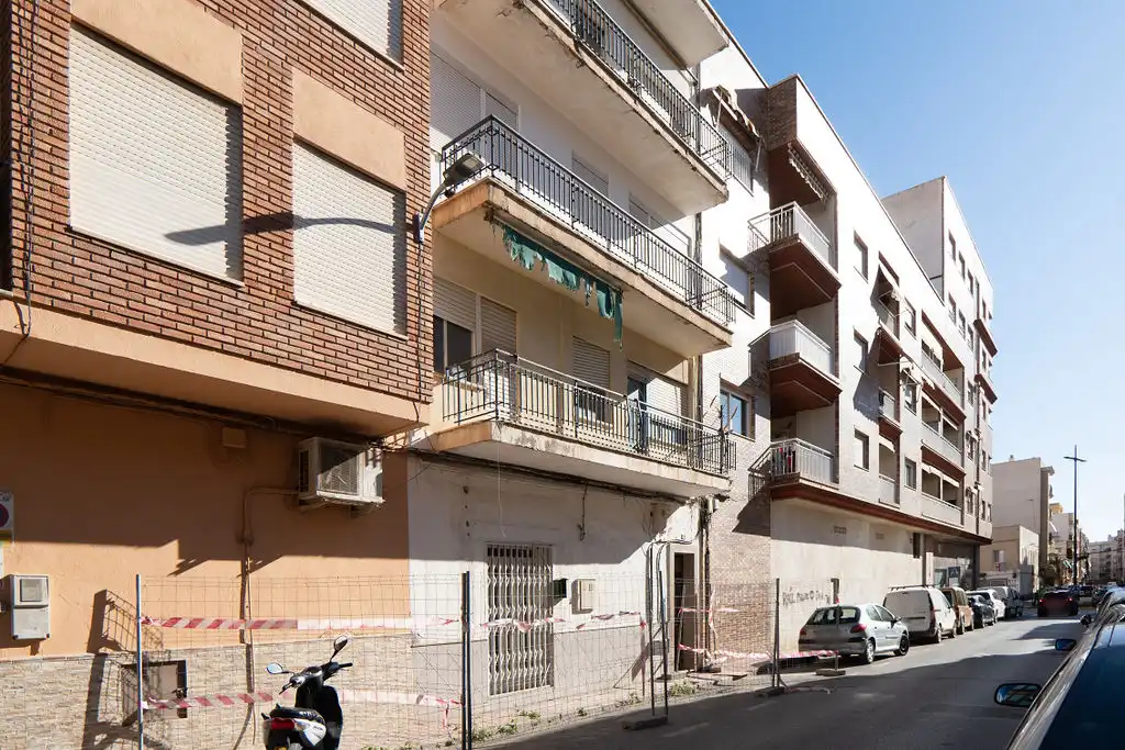 Piso en venta en C/ Almería, Casco Antiguo