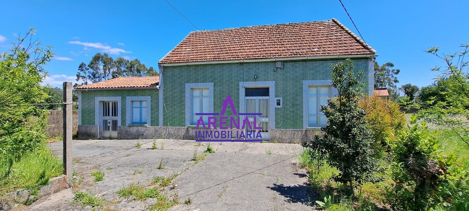 Vista exterior de Casa o xalet en venda en A Pobra do Caramiñal amb Jardí privat i Traster