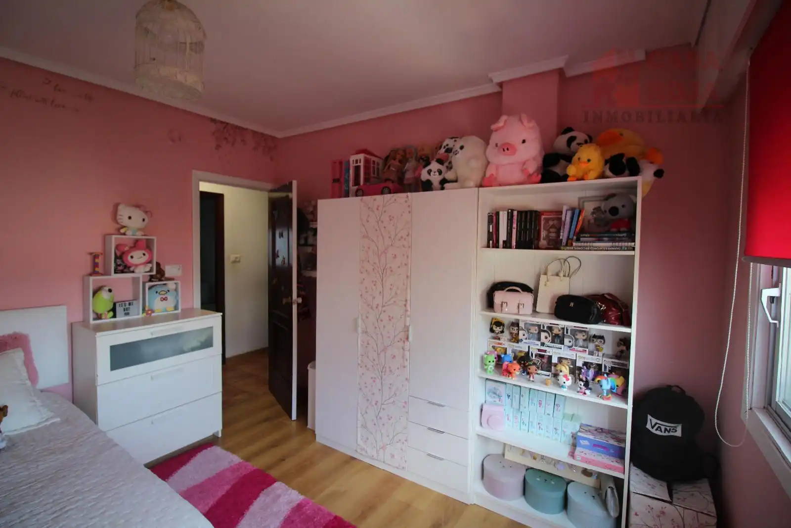 Bedroom of Flat for sale in Moaña  with Terrace, Storage room and Furnished
