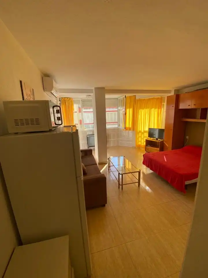 Bedroom of Study for sale in Vélez-Málaga  with Air Conditioner, Furnished and Community pool
