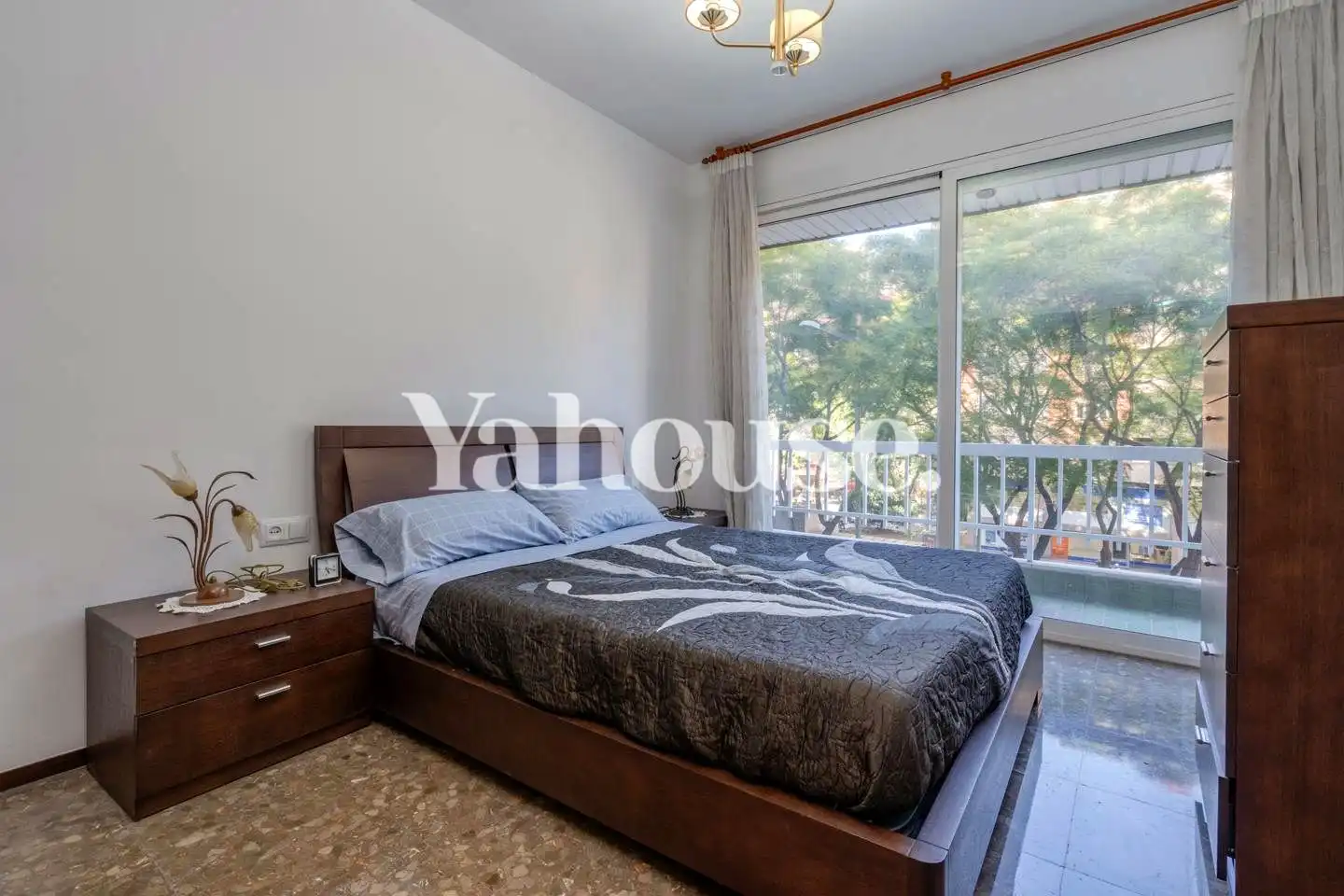 Schlafzimmer von Wohnung zum Verkauf in Barcelona mit Klimaanlage, Heizung und Terrasse