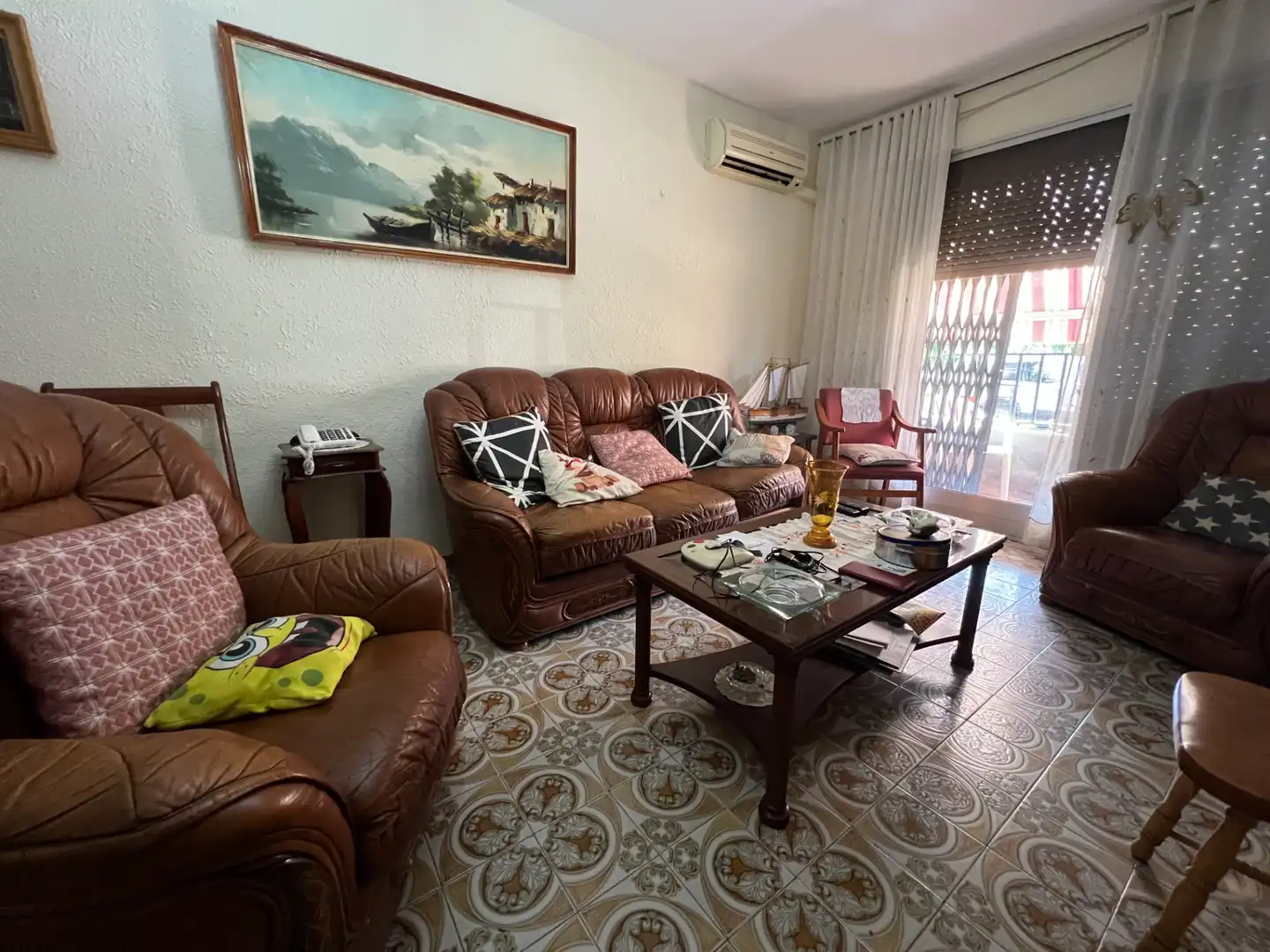 Wohnzimmer von Erdgeschoss zum Verkauf in Tarragona mit Klimaanlage, Privatgarten und Terrasse