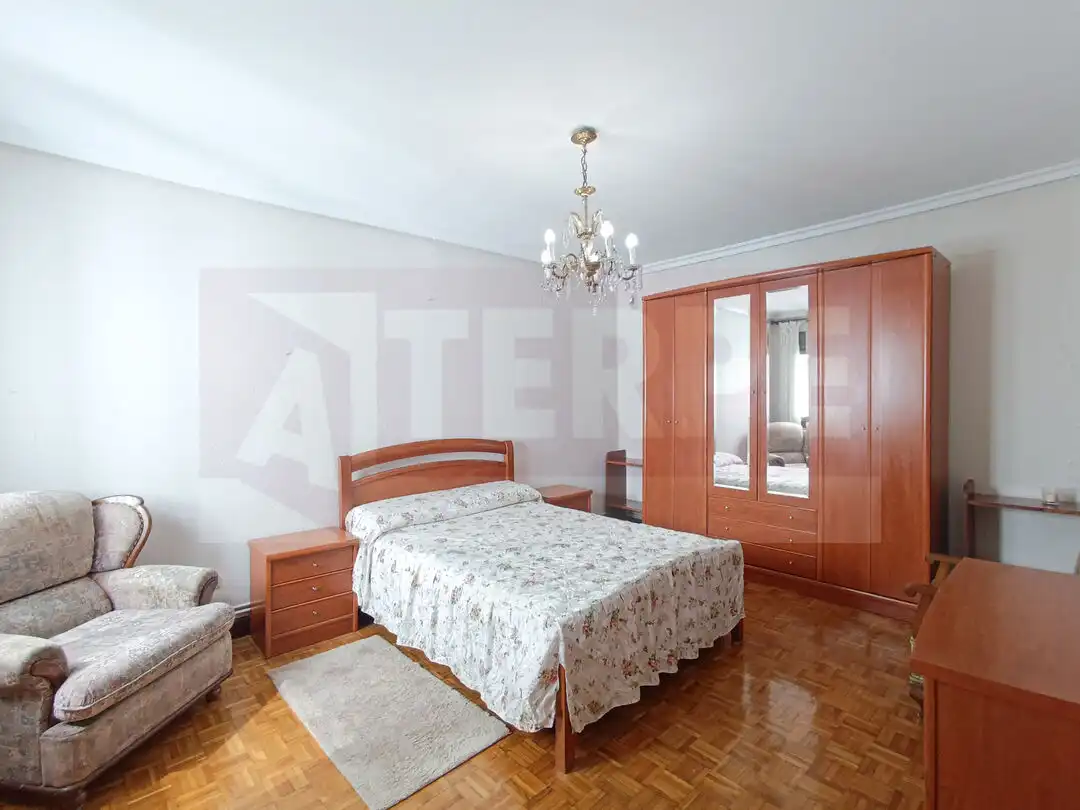 Habitación de Piso en venta en Pasaia con Calefacción, Trastero y Balcón