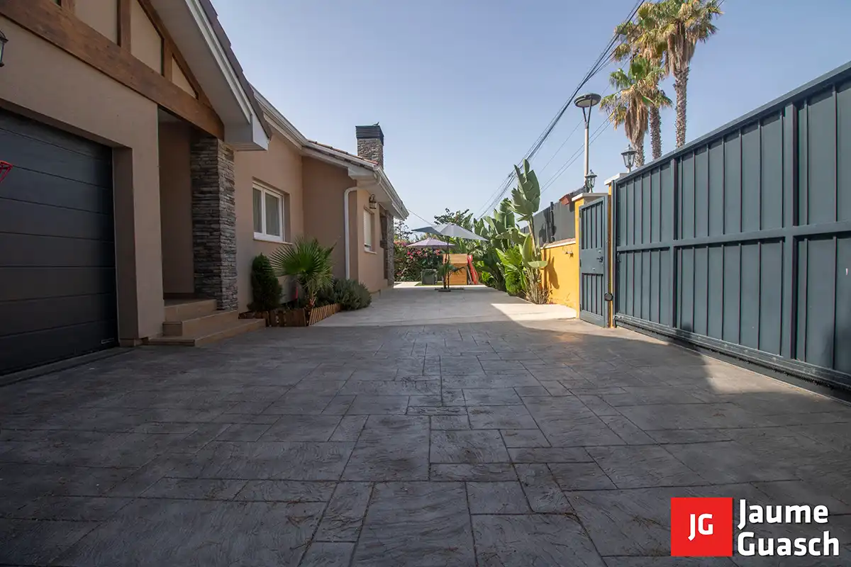 Terraza de Casa o chalet en venta en El Vendrell con Aire acondicionado, Calefacción y Jardín privado