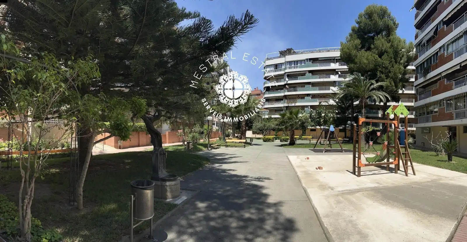 Vista exterior de Piso en venta en Salou con Aire acondicionado, Calefacción y Terraza