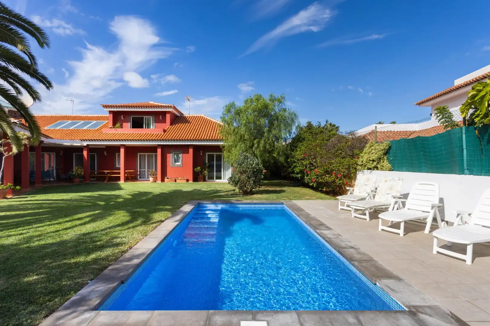 Piscina de Casa o chalet en venta en Puerto de la Cruz con Calefacción, Jardín privado y Parquet