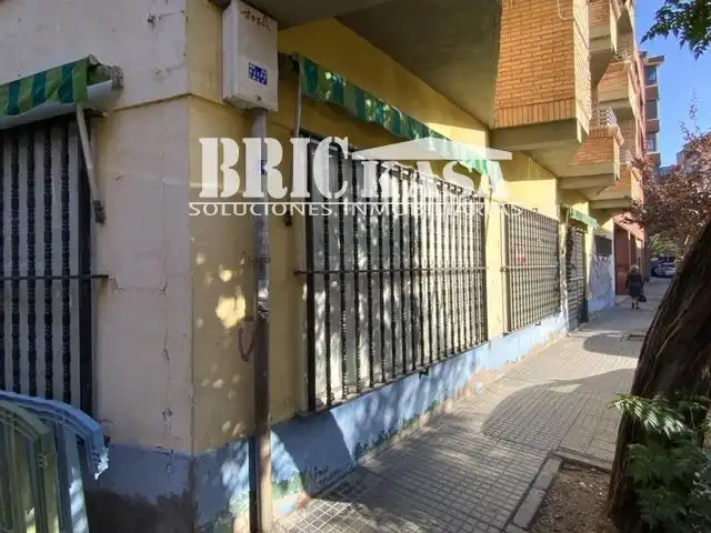 Local comercial en venda a Centro, imagen 2