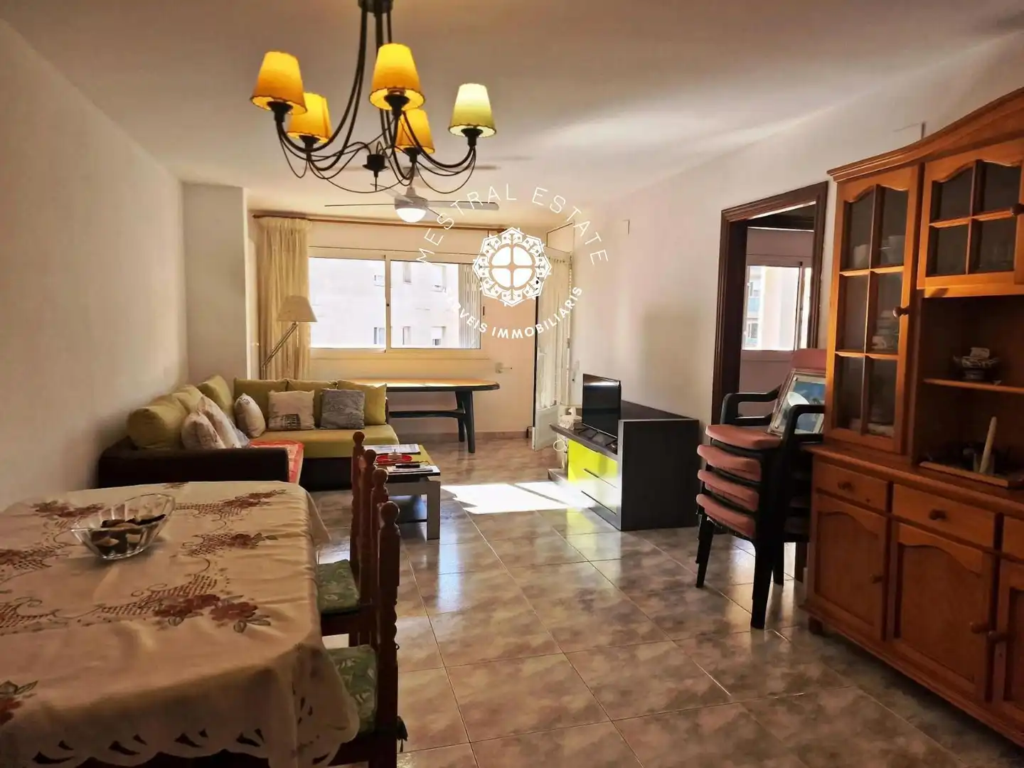 Living room of Flat for sale in Cambrils  with Terrace, Swimming Pool and Furnished
