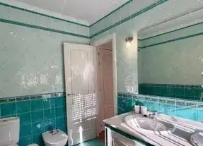 Bany de Casa o xalet en venda en Punta Umbría amb Aire condicionat, Jardí privat i Parquet