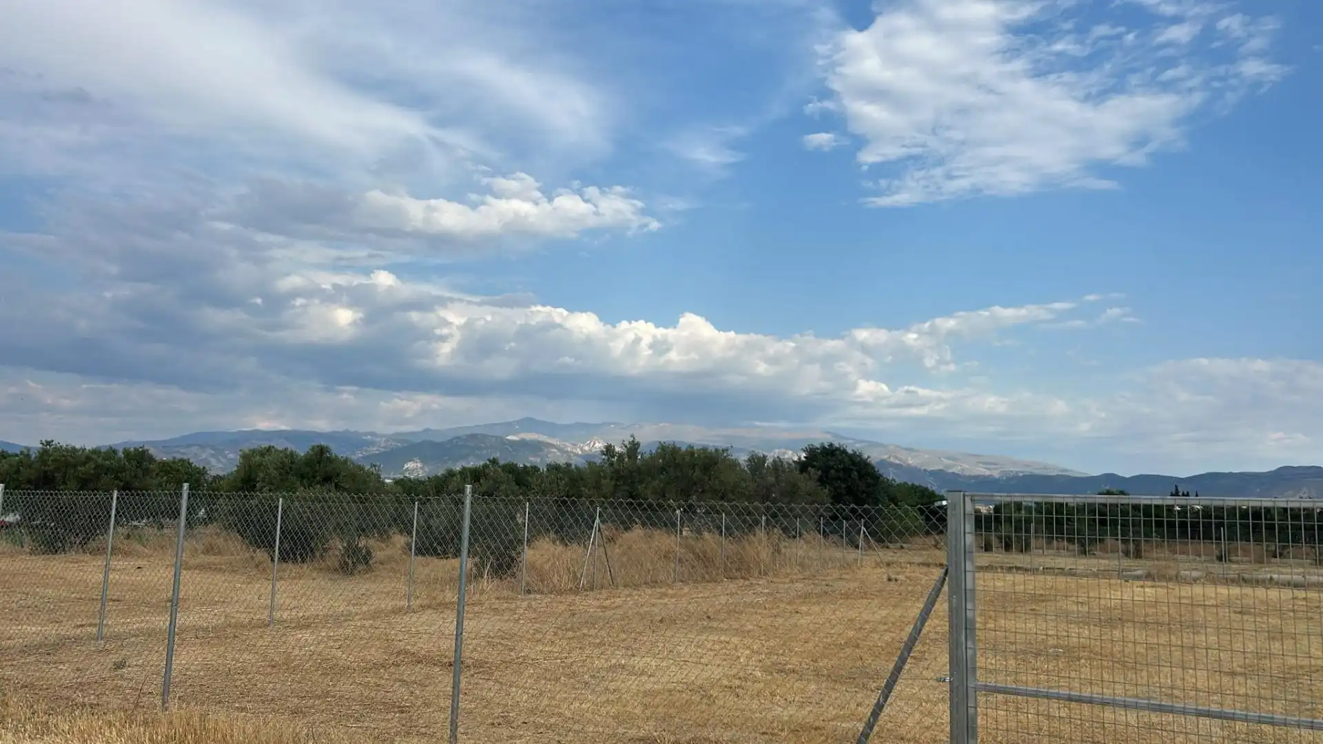 Land for sale in Las Gabias