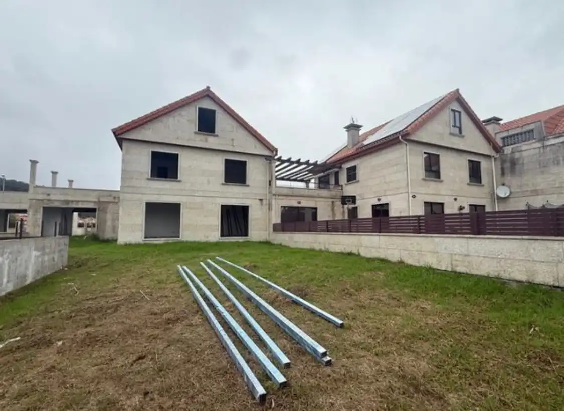 Habitatge amb jardí en venda a Avenida Praia Ladeira, imagen 3