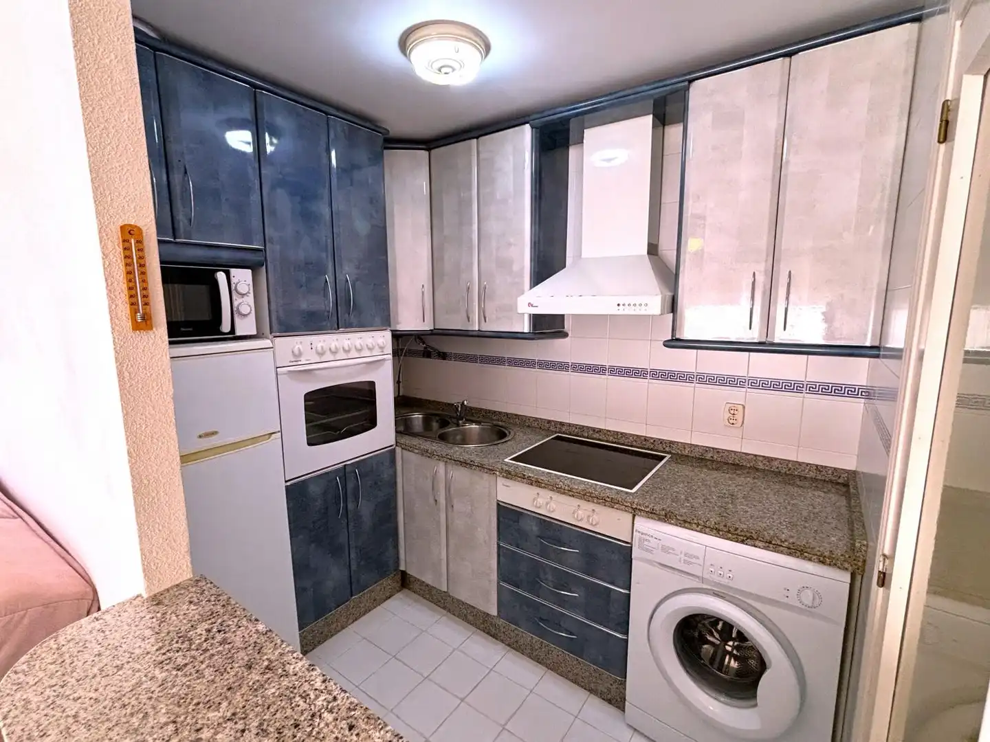 Flat with pool to rent in El Portil, imagen 5