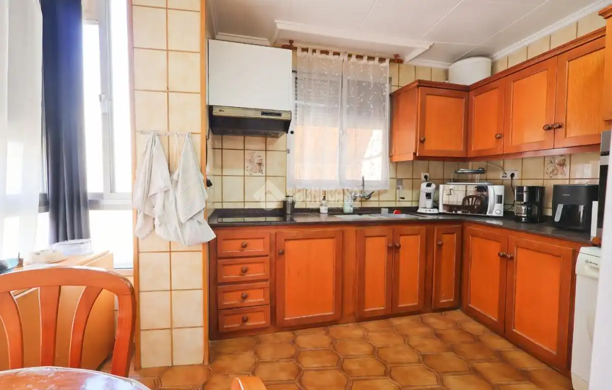 Cocina de Piso en venta en Sagunto / Sagunt con Aire acondicionado y Amueblado