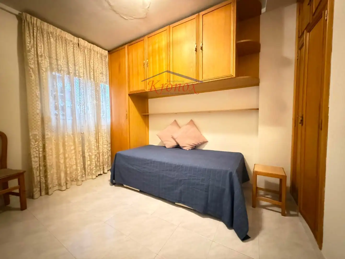 Habitación de Piso en venta en  Madrid Capital con Calefacción, Trastero y Amueblado