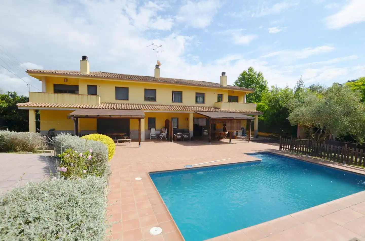 Haus mit Pool zum Verkauf in calle de la Plana 311, imagen 4