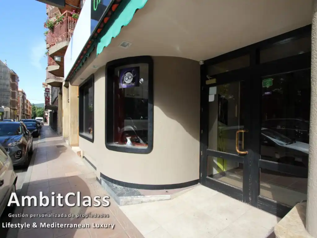 Local comercial en venda a Casco Urbano, imagen 47