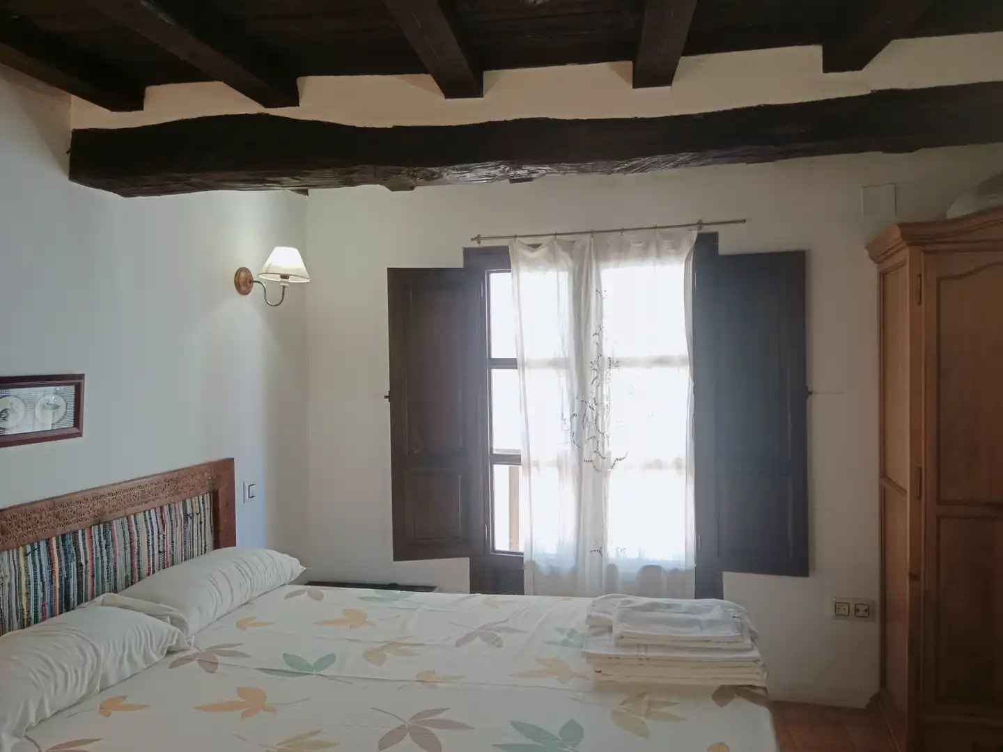 Habitación de Finca rústica en venta en Casas del Castañar con Aire acondicionado, Calefacción y Amueblado