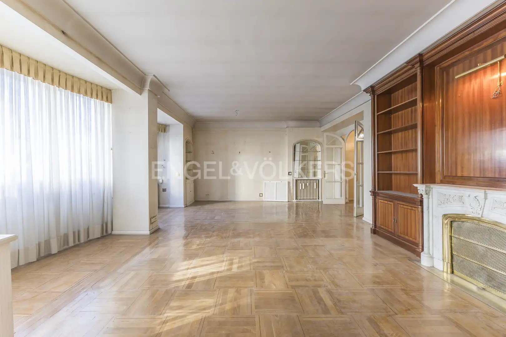 Flat with lift for sale in Calle de María de Molina, imagen 2