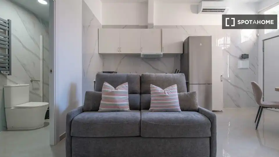 Living room of Flat for rent in Puente de Vallecas