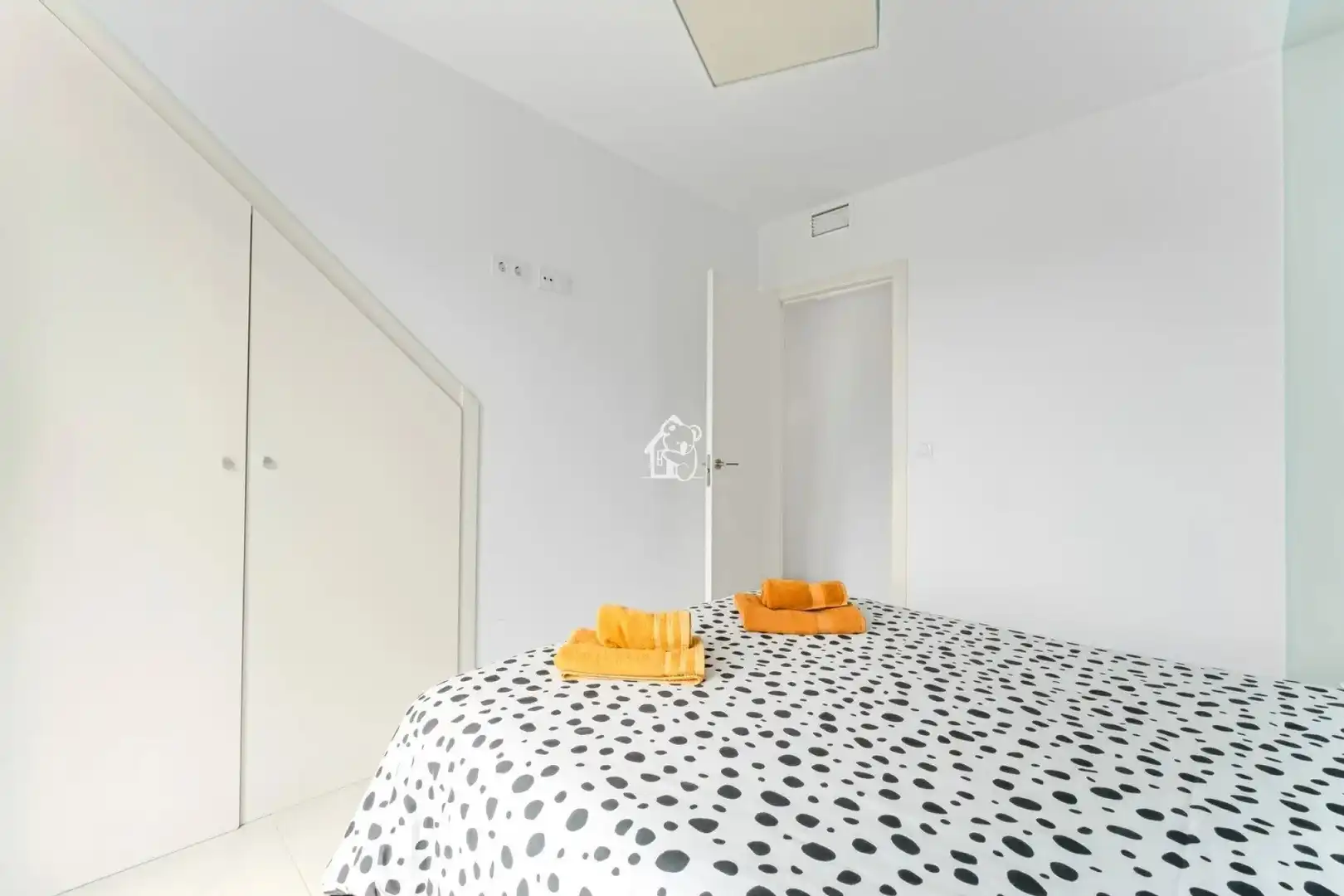 Habitación de Ático en venta en Torrevieja con Aire acondicionado, Terraza y Piscina