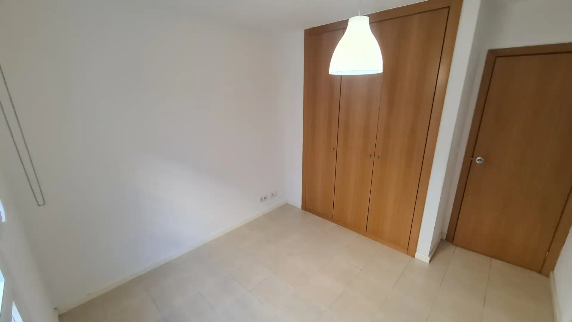 Habitación de Casa adosada de alquiler en Ensanche