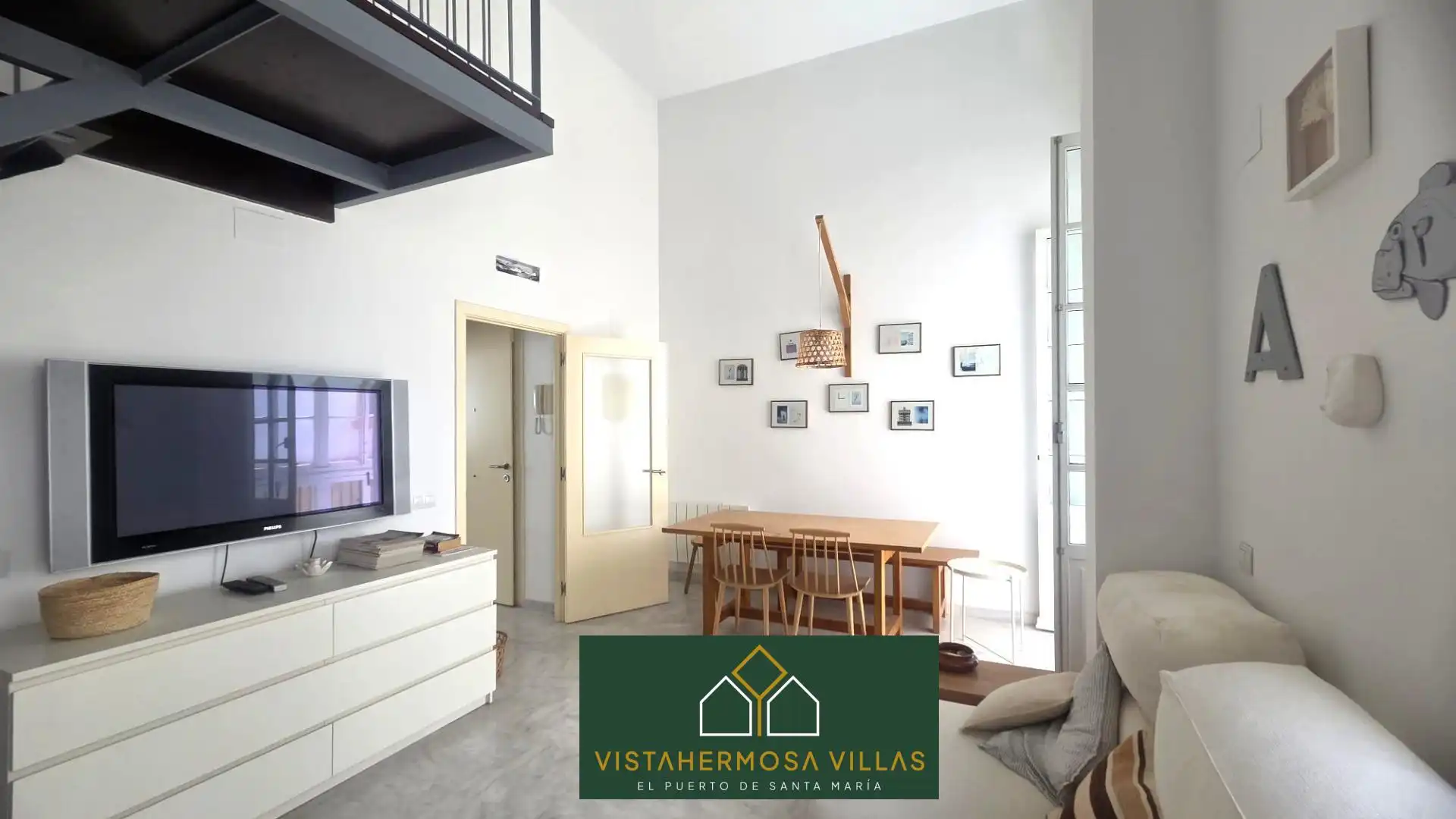 Duplex with terrace for sale in Centro
