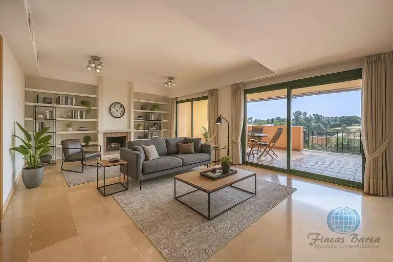 Sala de estar de Ático en venta en Fuengirola con Aire acondicionado, Terraza y Trastero