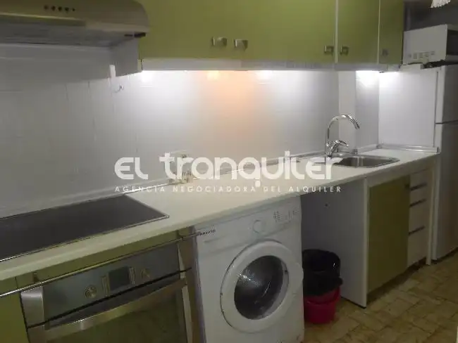 Cuina de Pis de lloguer en Madrid amb Aire condicionat, Parquet i Terrassa