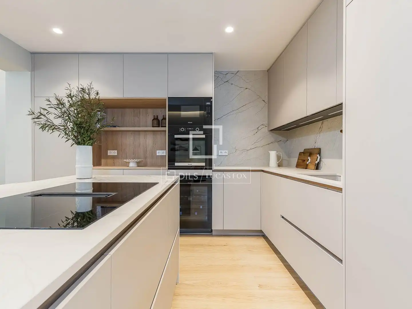 Cocina de Piso en venta en Barcelona con Aire acondicionado, Calefacción y Terraza