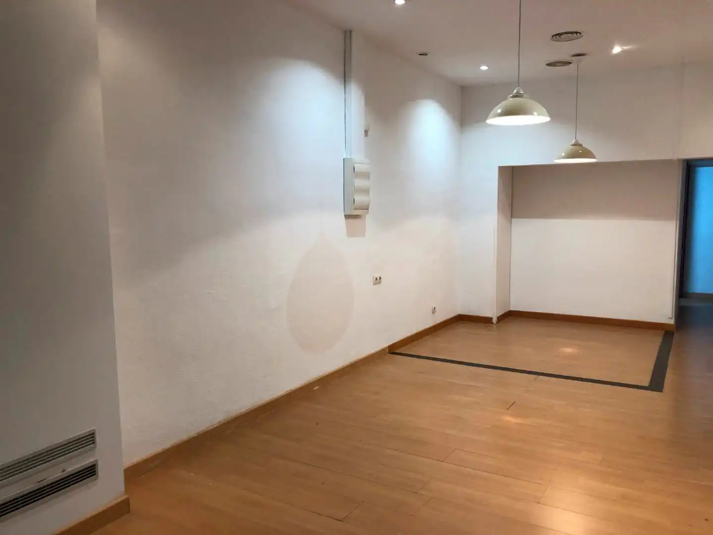 Business premises for sale in Pujada del Castell 28, imagen 2