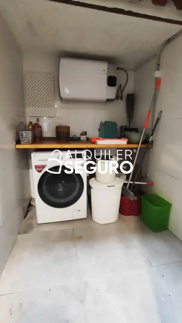 Kitchen of Study for rent in Pobles de l'Oest