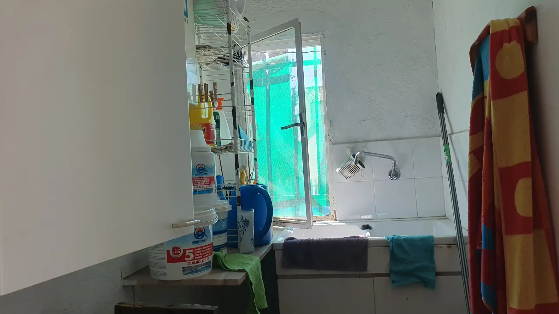 Bany de Casa o xalet en venda en Valdemorillo amb Calefacció, Jardí privat i Terrassa