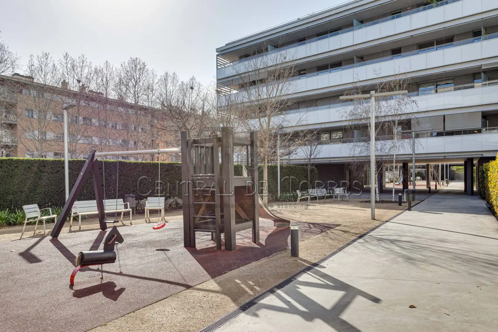 Terrassa de Planta baixa en venda en Sant Cugat del Vallès amb Aire condicionat, Calefacció i Jardí privat