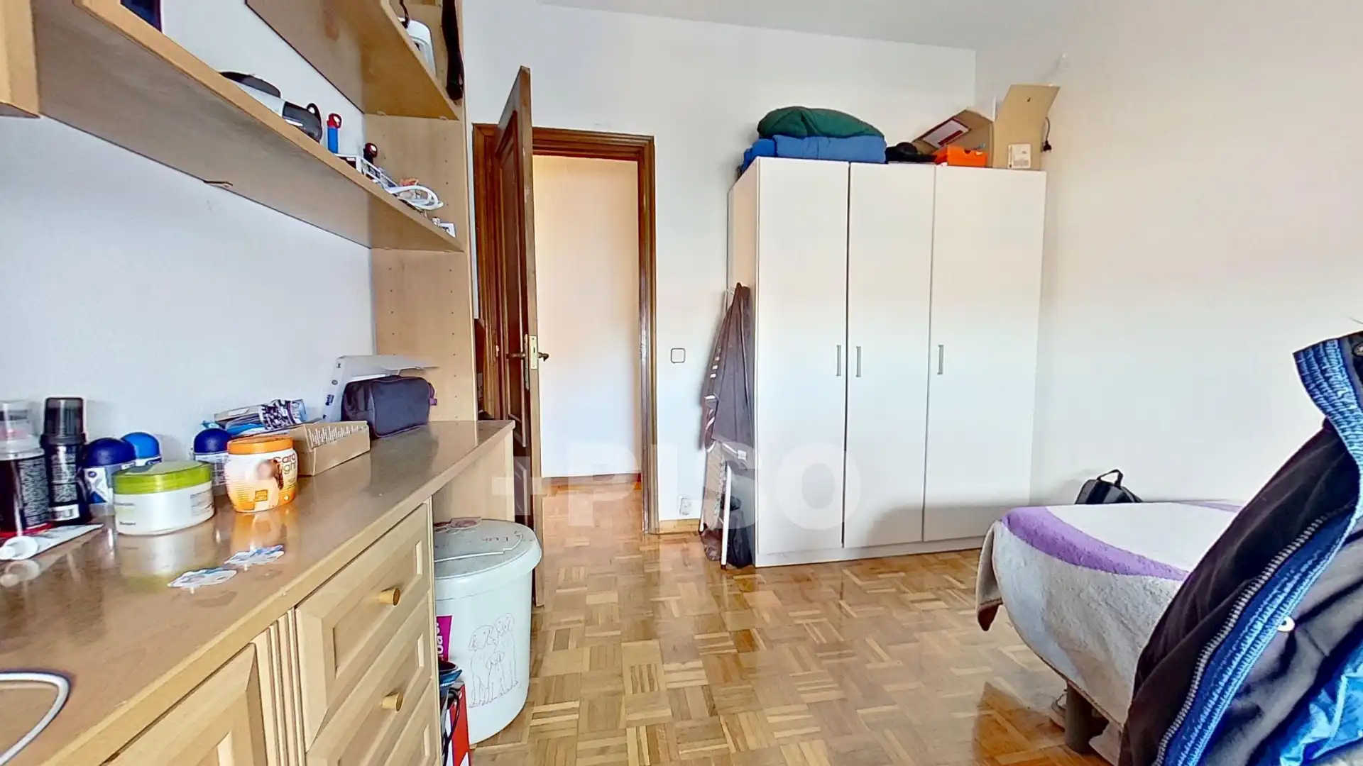 Bedroom of Flat for sale in Madrid  with Air Conditioner, Heating and Parquet flooring