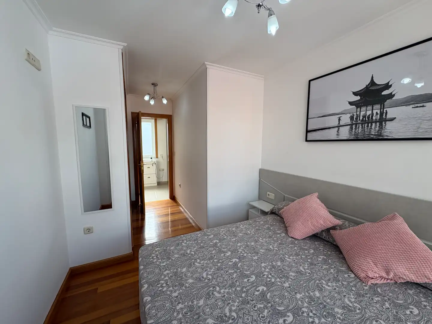 Schlafzimmer von Wohnung zur Miete in Ferrol mit Heizung, Abstellraum und Möbliert