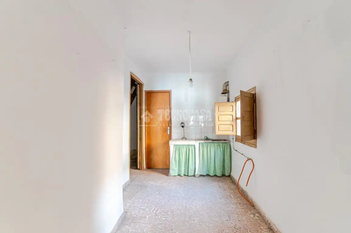 Einfamilien-Reihenhaus zum Verkauf in Lanjarón mit Terrasse