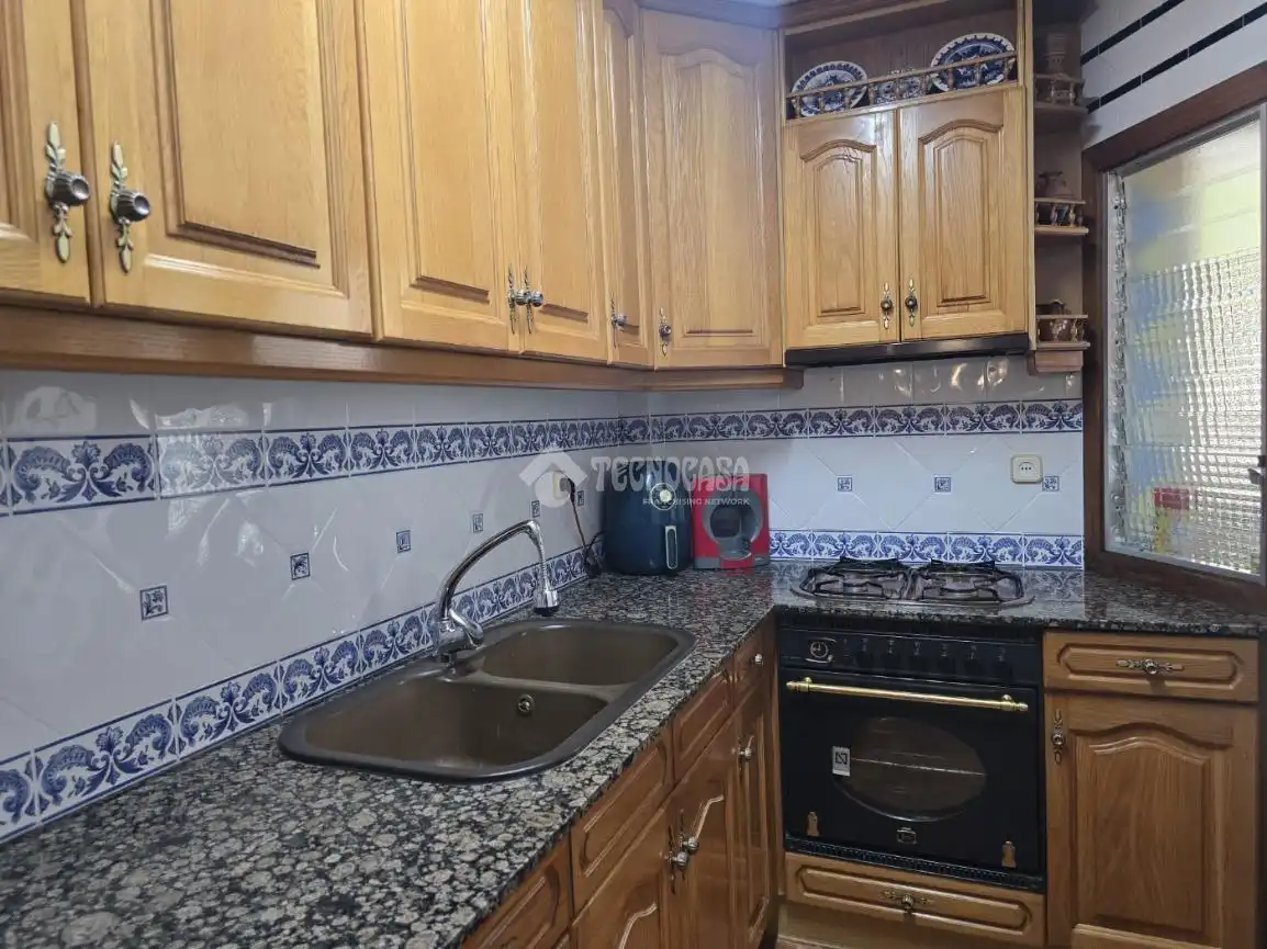 Cocina de Piso en venta en Barcelona con Balcón