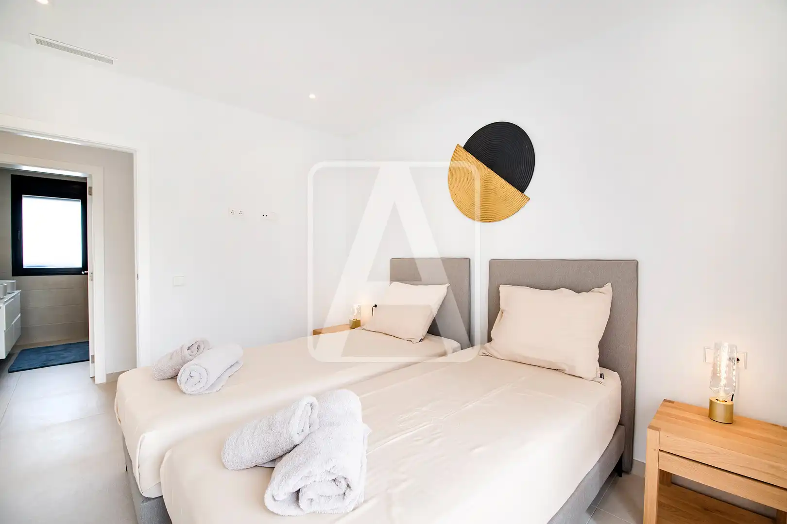Chalet con piscina en venta en Marisol Park - Ortembach - Los Almendros, imagen 16