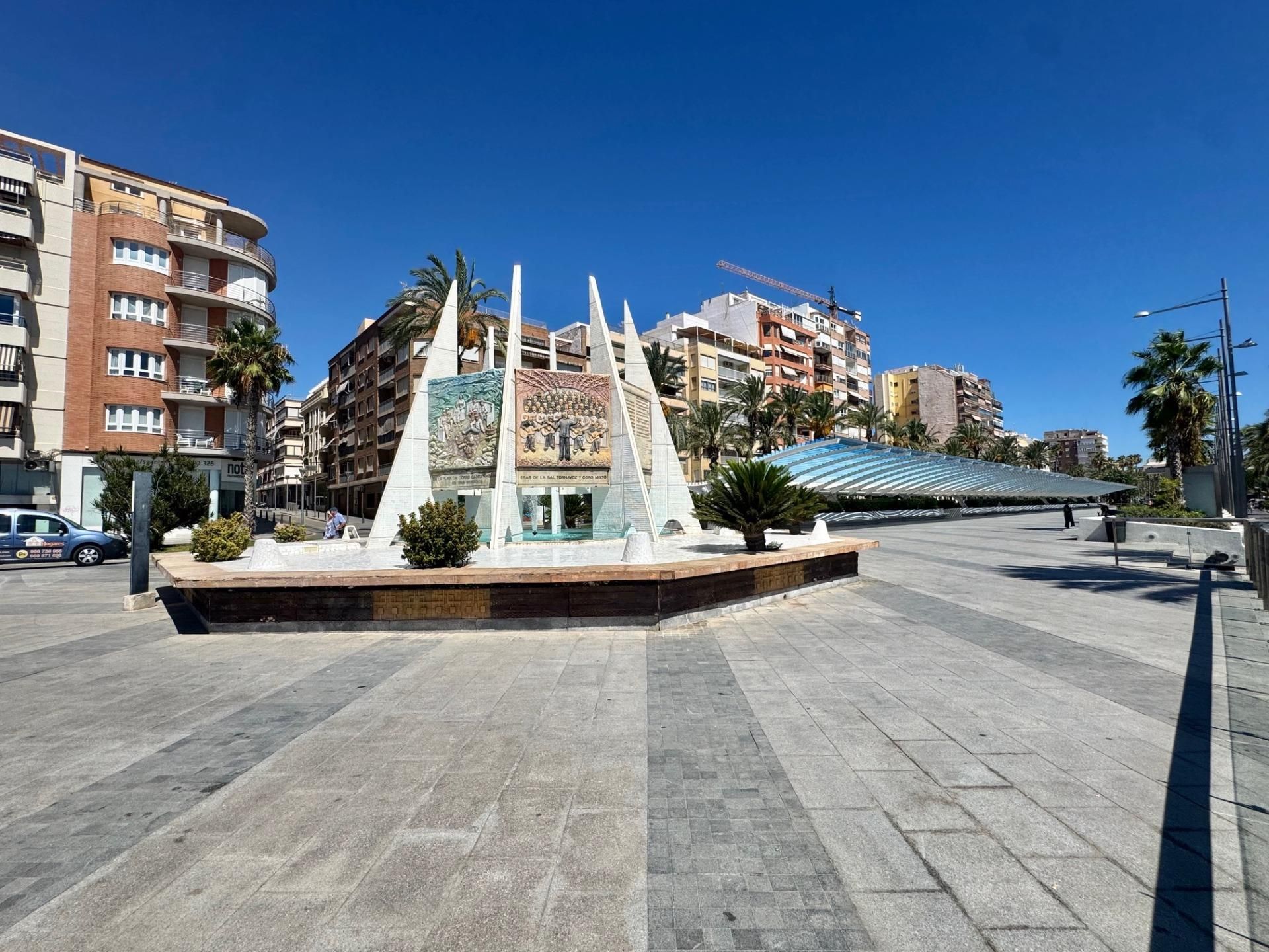 Exterior view of Flat for sale in Torrevieja  with Air Conditioner and Balcony