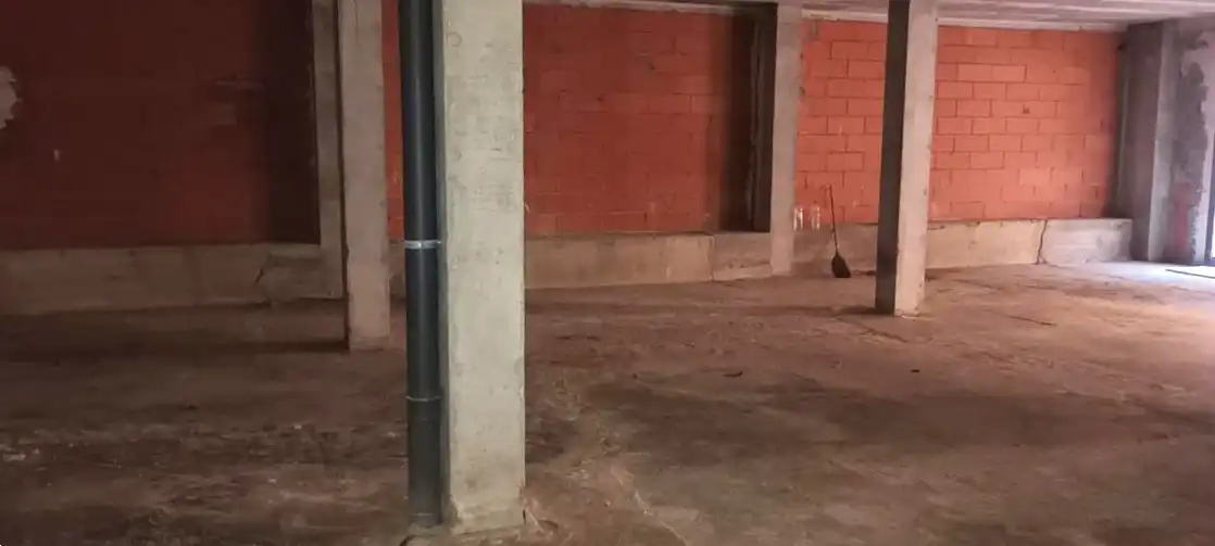 Local comercial en venda a Casco Urbano, imagen 8