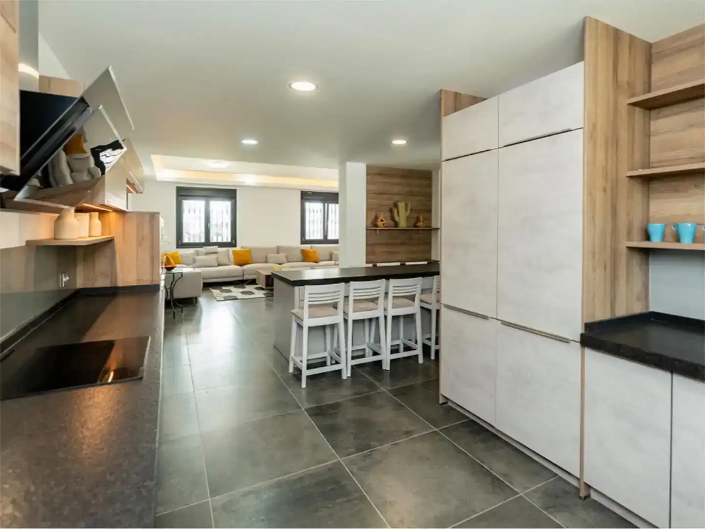 Kitchen of Flat for rent in Nueva Andalucía